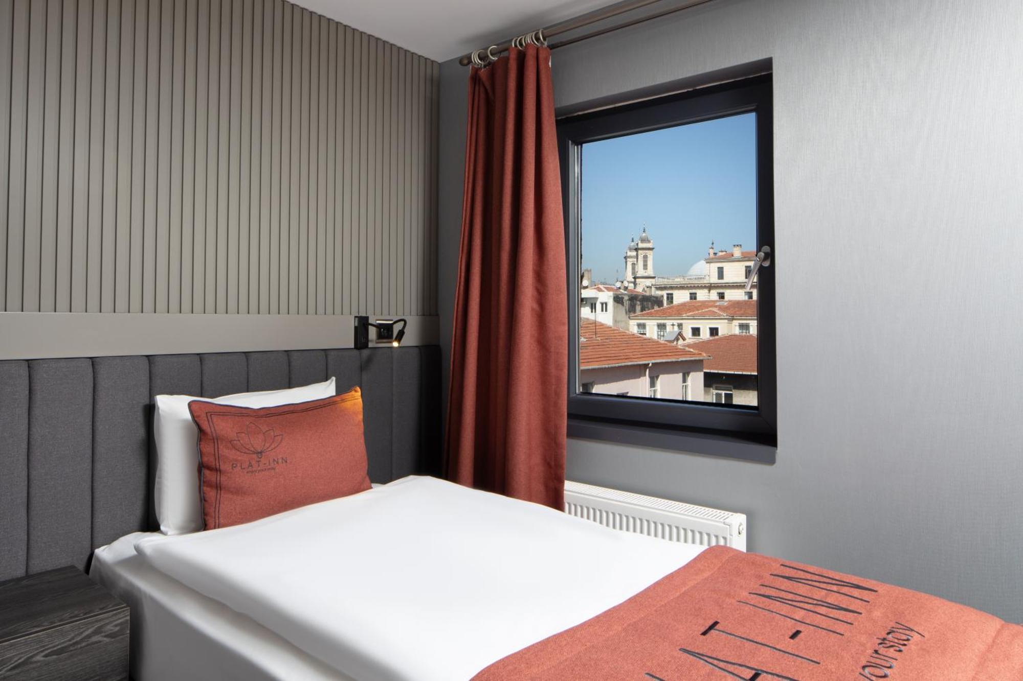 Plat Taksim Otel 4*